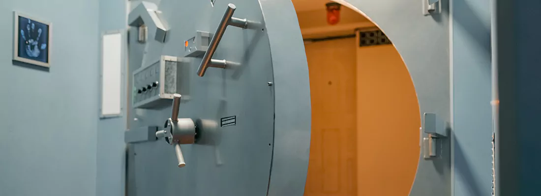 Vault and Safe locksmith services in Boca Raton, FL